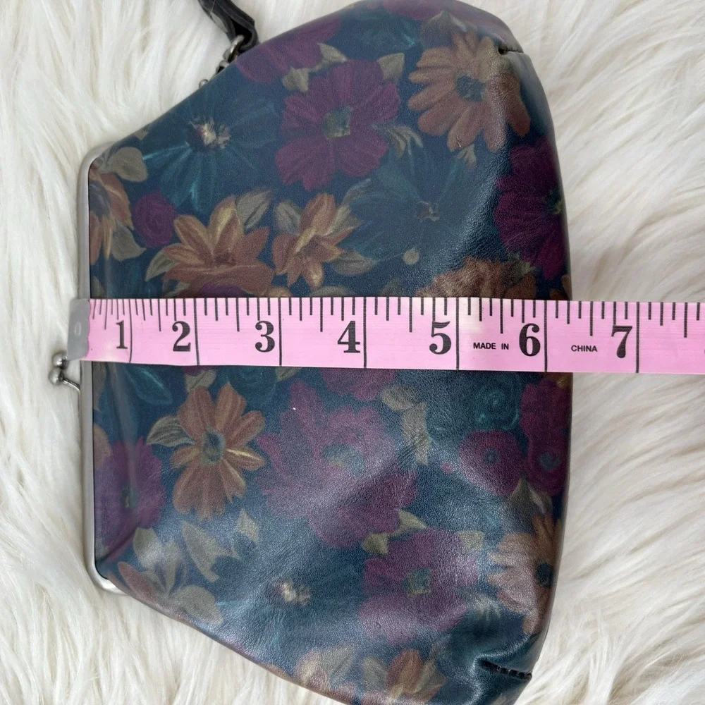 Patricia Nash Cassini Clutch Kisslock Wristlet‎ Peruvian Painting Leather